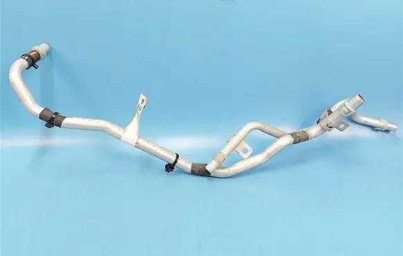 Ford Explorer Engine coolant pipe/hose L1M3-8D050-PC