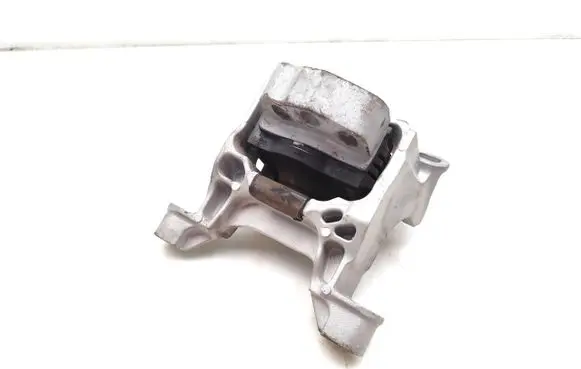 Mazda CX-5 II Engine mount bracket KD45K1442