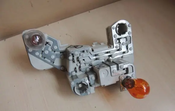 Volvo V50 Tail light bulb cover holder 27169008