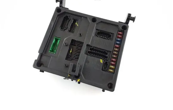Volkswagen Sharan Fuse module 7M3962258L S110730200G 6597737601