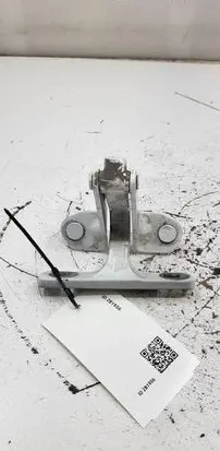 Tesla Model Y Tailgate/trunk/boot hinge 150049500C 3061283