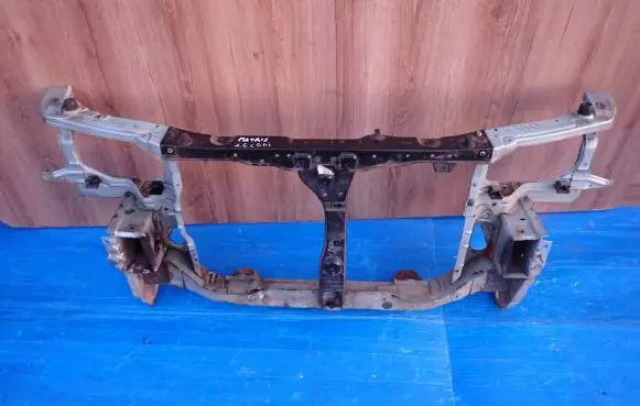 Hyundai Matrix Front bodywork piece 