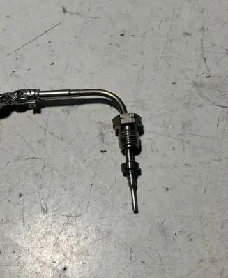 Mercedes-Benz B W246 W242 Exhaust gas temperature sensor A0009051532 28447439