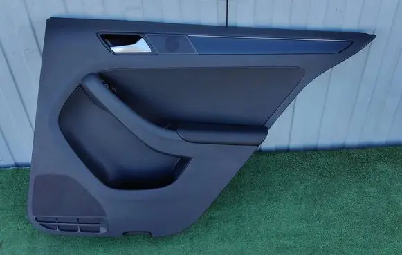 Volkswagen Jetta VI Rear door card panel trim 5C6867212A