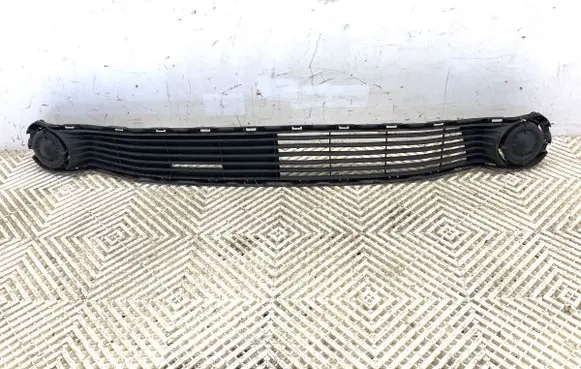 Toyota Aygo AB40 Front bumper lower grill 162041200100
