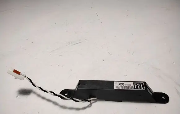 Mazda CX-7 Ignition key card reader XC011C58775 EG28 676N08