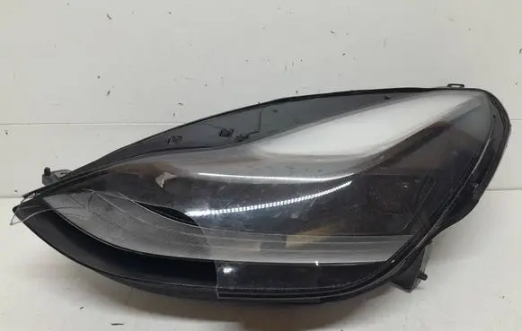 Tesla Model 3 Headlight/headlamp 151495220E 153292502E