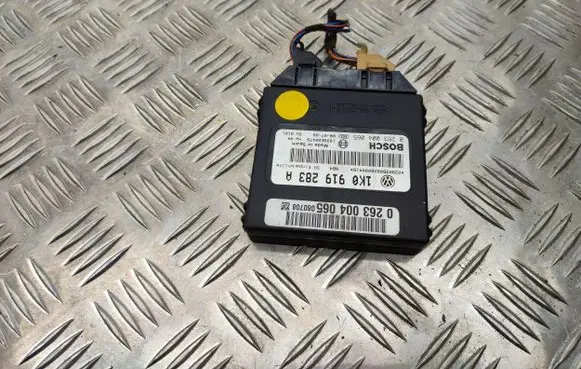 Volkswagen PASSAT B6 Parking PDC control unit/module 1K0919283A