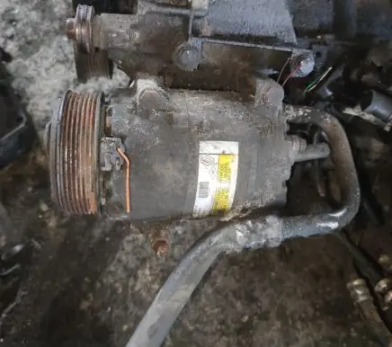 Renault Espace - Grand espace IV Air conditioning (A/C) compressor (pump) 8200067915 01139509