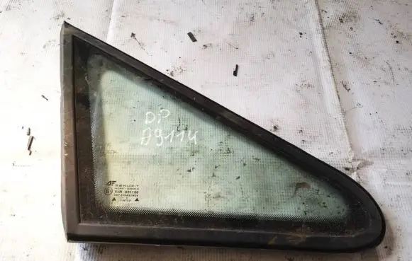Ford Galaxy Front triangle window/glass as2