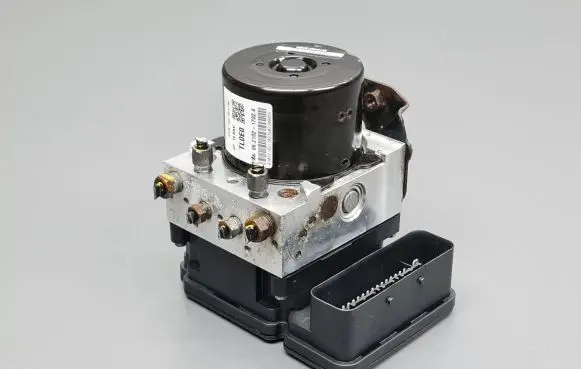 Honda Accord ABS Pump 06210960793 57110TL0E011M1 06261337301
