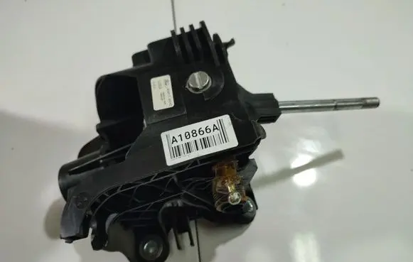 Gear shifter/selector