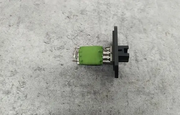 Toyota Corolla E120 E130 Heater blower motor/fan resistor