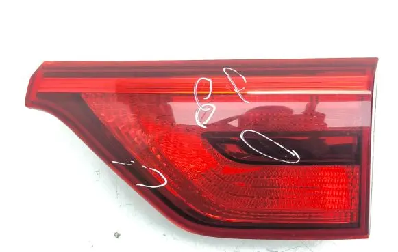 KIA Sportage Tailgate rear/tail lights