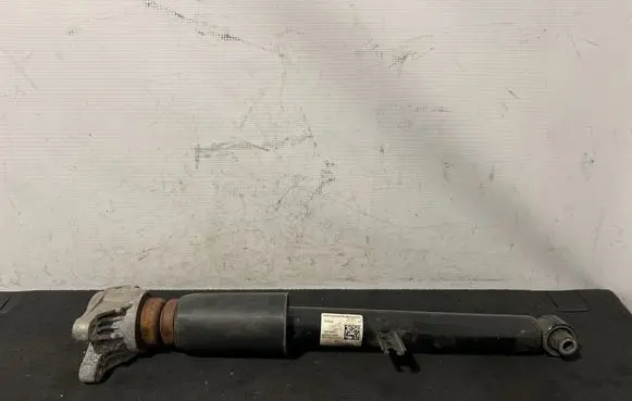 BMW 4 G22 G23 G24 G26 Rear shock absorber/damper 7568793