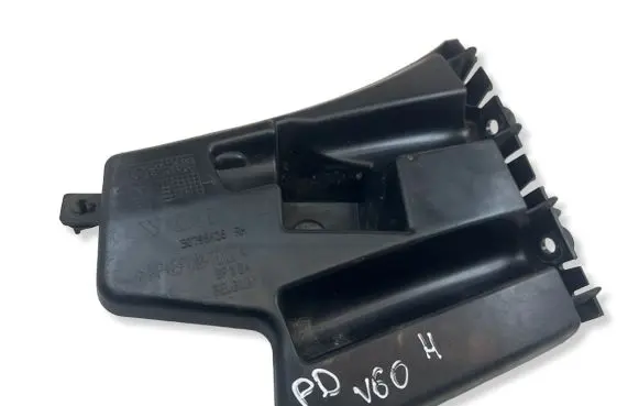 Volvo V60 Front bumper mounting bracket 30796626