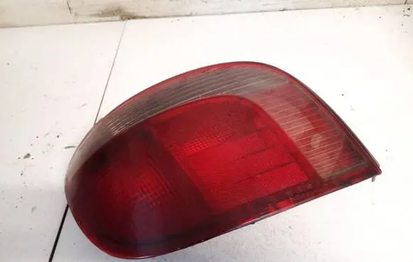 Toyota Yaris Rear/tail lights koito52004
