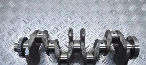 Skoda Octavia Mk3 (5E) Crankshaft 