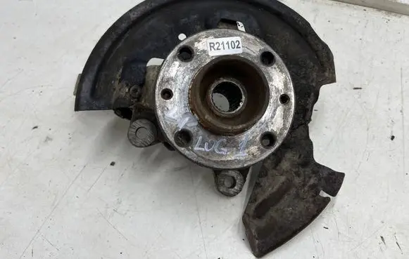 Dacia Sandero Front wheel hub spindle knuckle