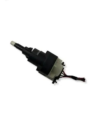 Volkswagen Touran I Brake pedal sensor switch 330545