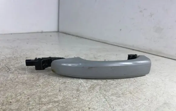 Audi A5 8T 8F Rear door exterior handle 8T0837205A 806286A