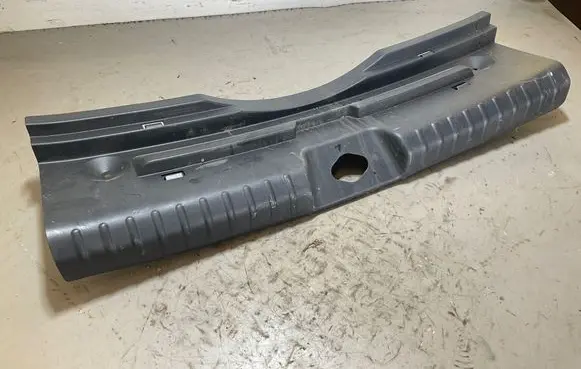KIA Niro Trunk/boot sill cover protection 85771AT200 AJ057M1