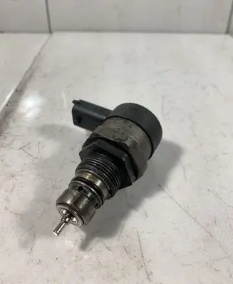 Fuel pressure sensor