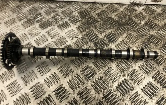 BMW 3 E90 E91 Camshaft 8509926