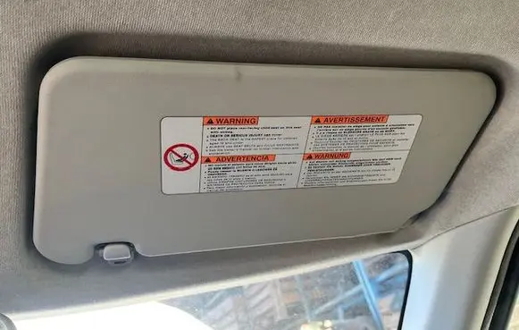 Suzuki Swift I Sun visor 