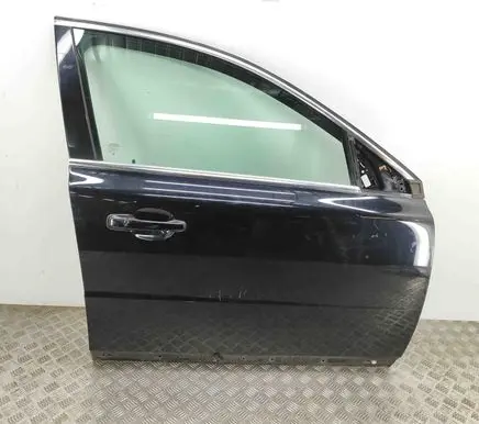 Volvo V70 Front door 31335589
