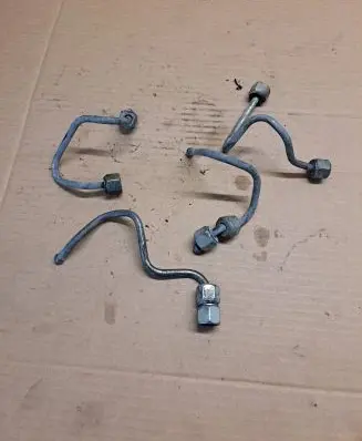 Renault Scenic III - Grand scenic III Fuel main line pipe