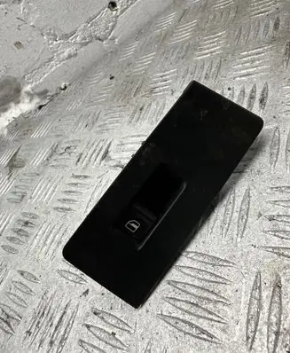 Volkswagen PASSAT B7 Electric window control switch 3AA868750