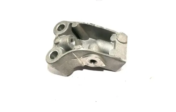 Porsche Cayenne (9Y0 9Y3) Engine mounting bracket 971199354F 971199354G