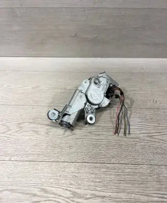 BMW X3 E83 Rear window wiper motor 6917907