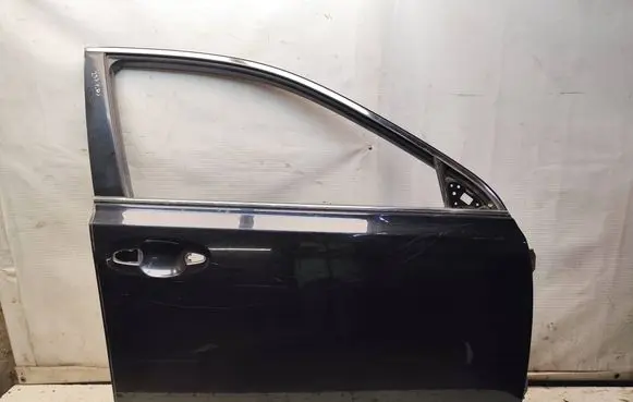 Subaru Legacy Front door