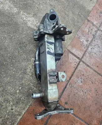 Volvo V70 EGR valve cooler 30637142