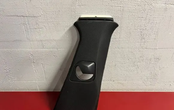 BMW X3 G01 (B) pillar trim (top) 7396422 3964551 51437396422