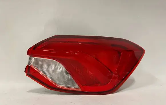 Ford Focus Rear/tail lights JX7B13404DF