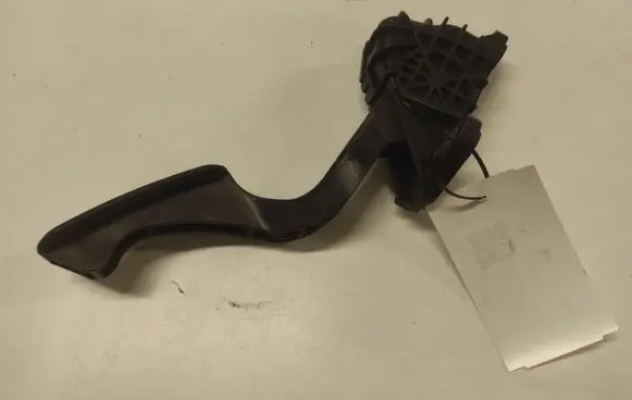 Toyota Prius (XW20) Accelerator throttle pedal 7812047050 1988003200