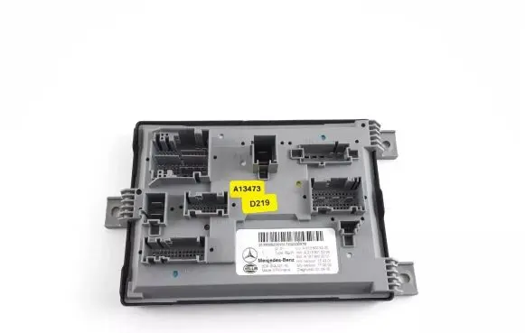 Mercedes-Benz E W213 SAM control unit A2139005220 A2139015206 A1679022001