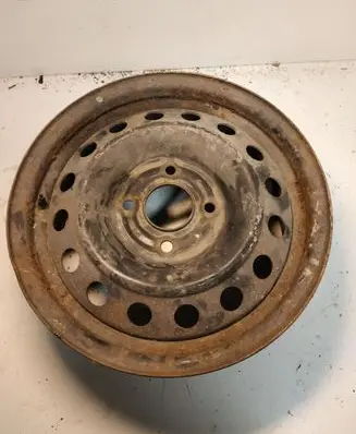 Nissan Almera N16 R15 steel rim 