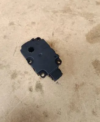 Mercedes-Benz GLC C253 Air flap motor/actuator A0999069500