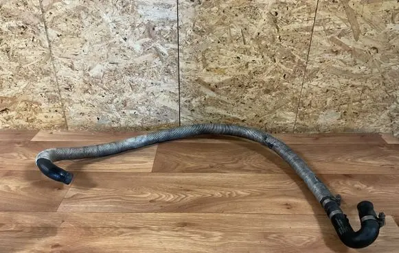 Hyundai i30 Engine coolant pipe/hose 29938A