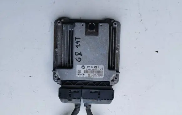 Volkswagen Golf V Engine control unit/module 03C906032D
