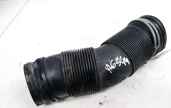 Skoda Fabia Mk1 (6Y) Air intake hose/pipe 6Q0129684C PX0446053