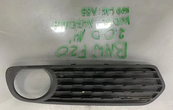 BMW 1 F20 F21 Front bumper lower grill 7245870
