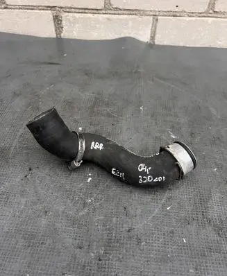 Mercedes-Benz E W211 Engine coolant pipe/hose A2115011282
