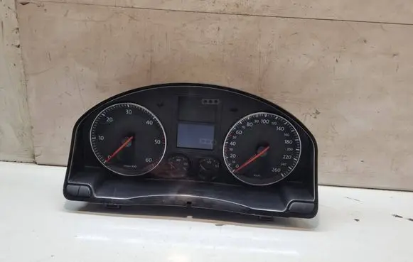 Volkswagen Golf V Speedometer (instrument cluster) 1K0920862K V0004000