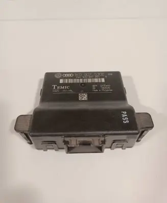 Volkswagen Golf V Gateway control module 1K0907530E 1K0907951
