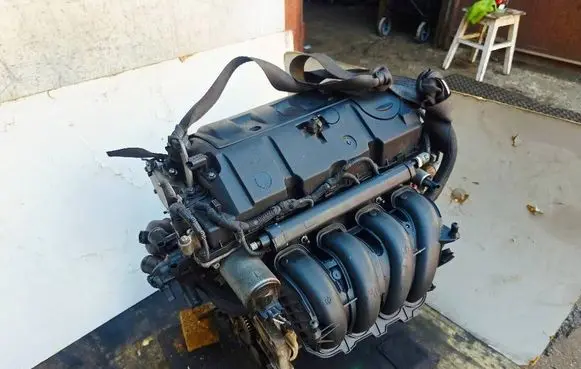 Peugeot 3008 I Engine 5F01 10FHCA V757899480